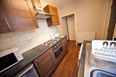 4 bed house, Kenmure Place, Near university, Preston, PR16DD - Image 2